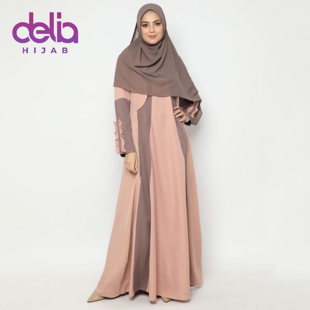 Delia Hijab Sukabumi - Gamis Modern - Rumus Tampil Feminim Delia Hijab Sukabumi - Gamis Modern - Rumus Tampil Feminim