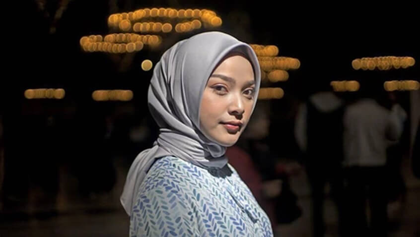 Delia Hijab - Baju Gamis Modern - 5 Cara Pakai Hijab Segi Empat - Model Hijab - Gaya Simple - Gaya Syar'i