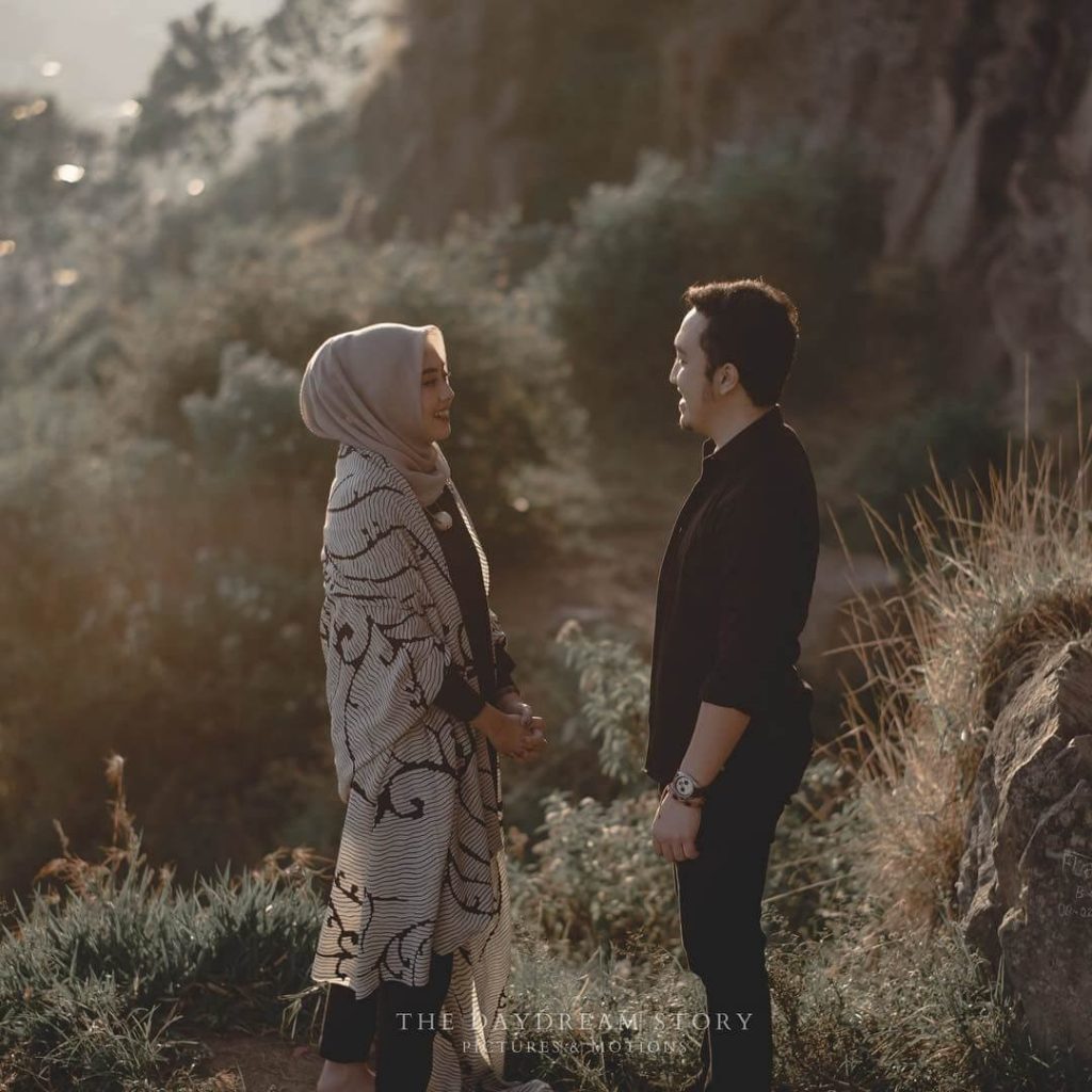 Konsep Prewedding Outdoor Foto Prewedding Hijab Delia Hijab Sukabumi