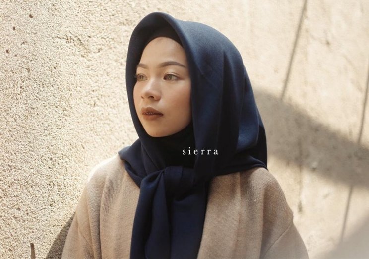 Delia Hijab – Baju Muslim Casual – Hijab Sukabumi – Hijab untuk Pipi Chubby Modis dan Kekinian – 1