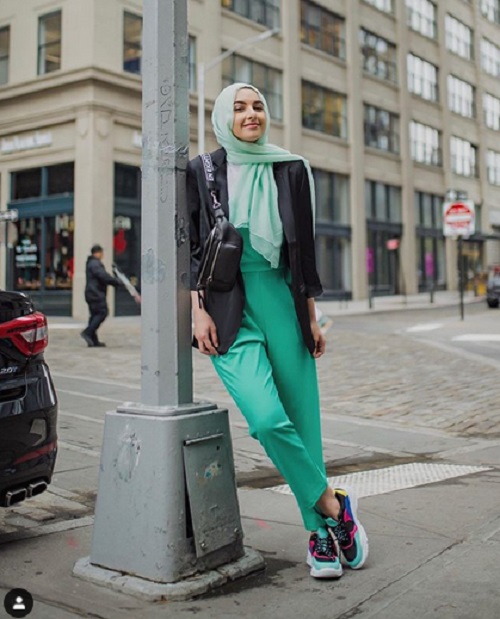 Delia Hijab Cianjur – Baju Muslim Sukabumi – Baju Gamis Modern – Baju Gamis Model Sekarang – Gamis Syari Modis – Baju Gamis Murah dan Cantik – Warna Hijau Tosca Cocok Dengan Warna Apa – Baju Hijau Tosca Cocok Dengan Jilbab Warna Apa – Hijau Tosca Tua Cocok Dengan Warna Apa – Hijab OOTD Casual Kombinasi Warna Yang Cocok Dengan Hijau Tosca – Foto OOTD Hijab Selebgram Indonesia – OOTD Hijab Kekinian Paduan Warna Hijau Tosca – Perpaduan Warna Hijau Tosca – Foto Selebgram Hijabers – OOTD Hijab Warna Tosca – OOTD Hijab Warna Hijau Tosca