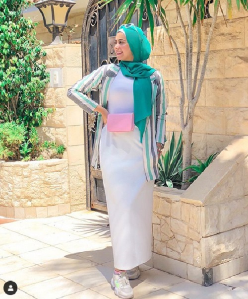 Delia Hijab Cianjur – Baju Muslim Sukabumi – Baju Gamis Modern – Baju Gamis Model Sekarang – Gamis Syari Modis – Baju Gamis Murah dan Cantik – Warna Hijau Tosca Cocok Dengan Warna Apa – Baju Hijau Tosca Cocok Dengan Jilbab Warna Apa – Hijau Tosca Tua Cocok Dengan Warna Apa – Hijab OOTD Casual Kombinasi Warna Yang Cocok Dengan Hijau Tosca – Foto OOTD Hijab Selebgram Indonesia – OOTD Hijab Kekinian Paduan Warna Hijau Tosca – Perpaduan Warna Hijau Tosca – Foto Selebgram Hijabers – OOTD Hijab Warna Tosca – OOTD Hijab Warna Hijau Tosca