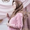 Deskha Afiiya - Jilbab Segiempat Polos - Delia Hijab