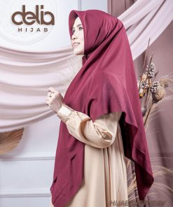Deskha Adiba - Jilbab Segiempat Jumbo - Delia Hijab