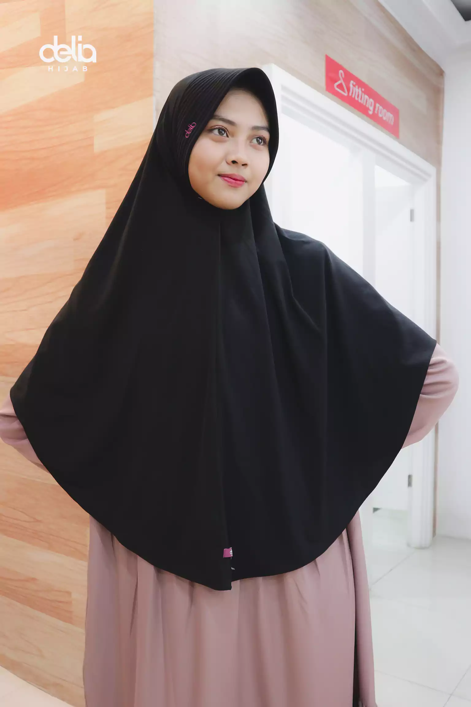 Kerudung Langsung Panjang - Bergo L Delia - Delia Hijab Black